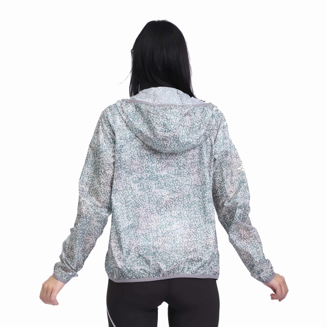 Women's Lightweight Thin Waterproof Windbreaker Jackets for Outdoor Activities