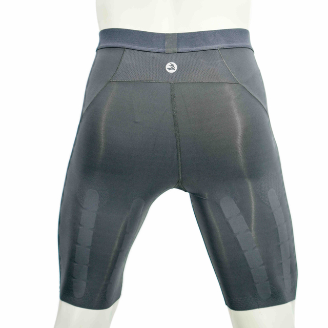 ENGINEERED PERFORMANCE SHORT TIGHT