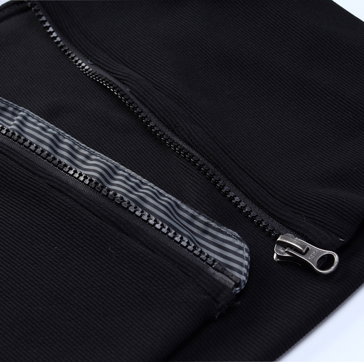 Chunky Zip Placket