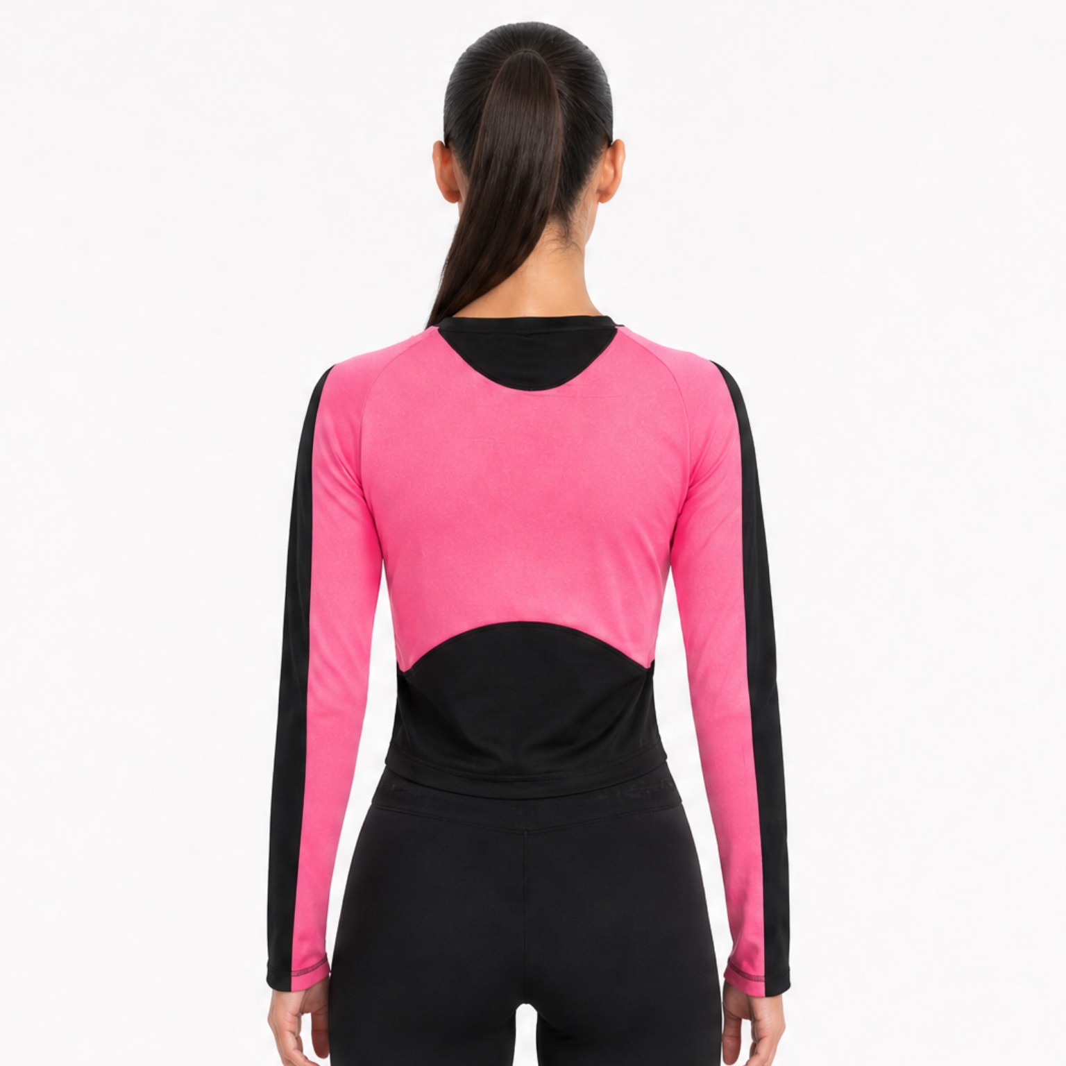 VMTR Women Panel Short Tops